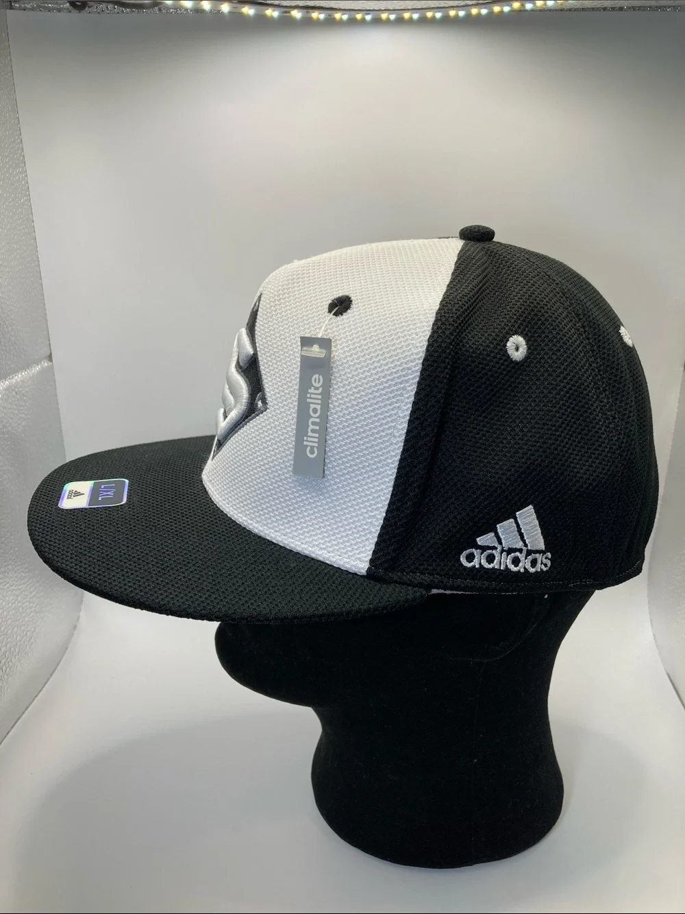 Adidas Climalite High Crown Hat Flat Brim L/XL Black White Baseball Cap NWT